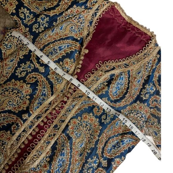 Blue Paisley Kaftan with Metallic Gold Brocade - Picture 7 of 15